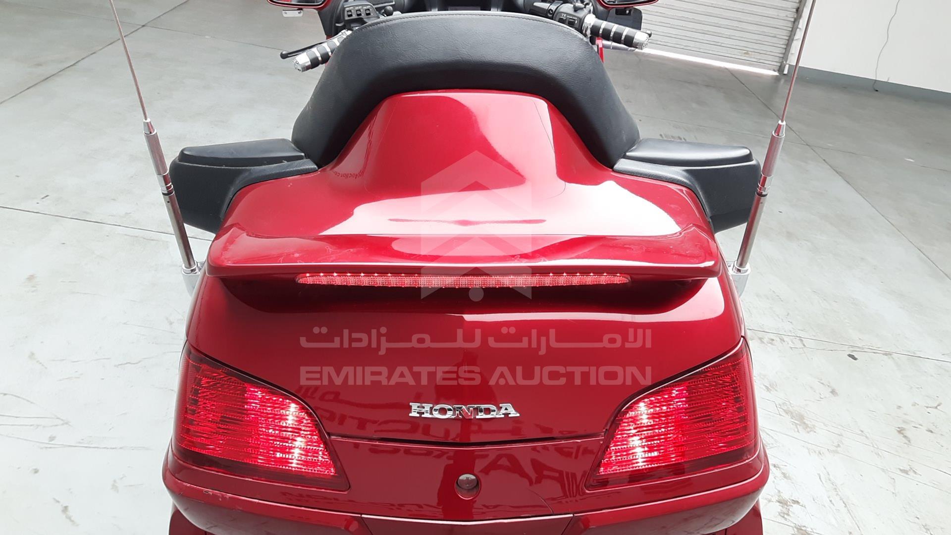 2016 HONDA GL 1800 VIN: JH2SC68G3GK401326