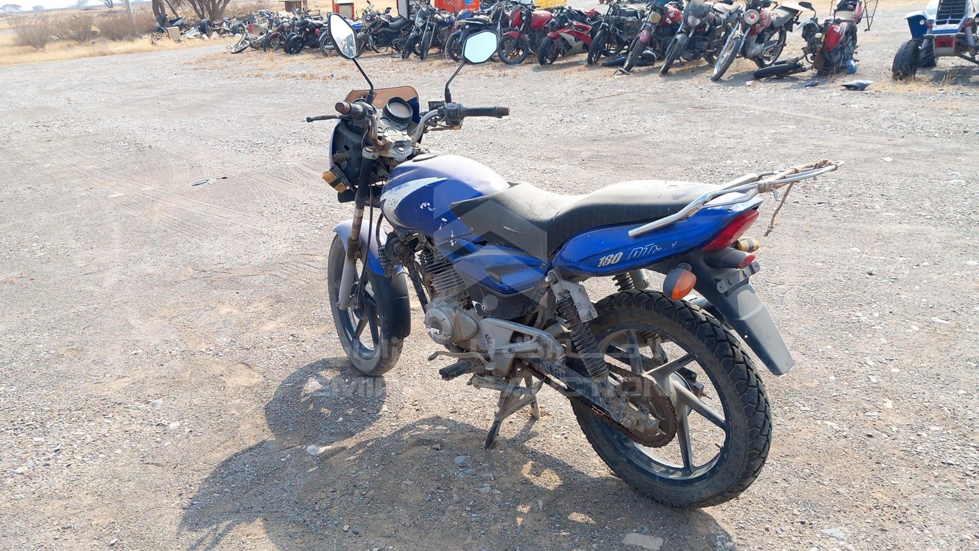 2006 BAJAJ 180 CC VIN: MD2DHDJZZNCB27631