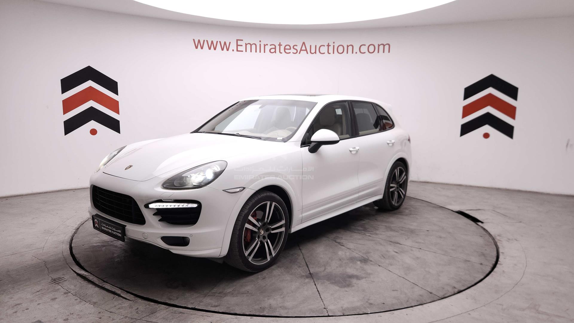 2013 PORSCHE CAYENNE VIN: WP1ZZZ92ZDLA71912