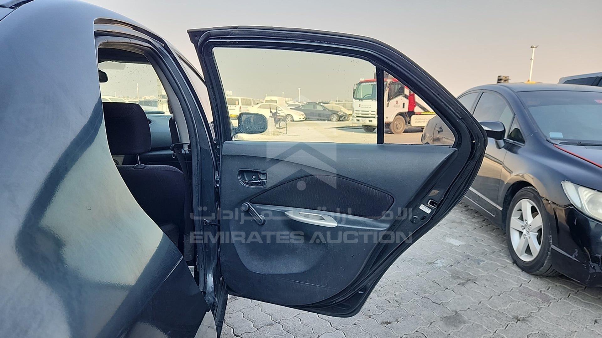 2009 TOYOTA YARIS VIN: JTDBW923294031632
