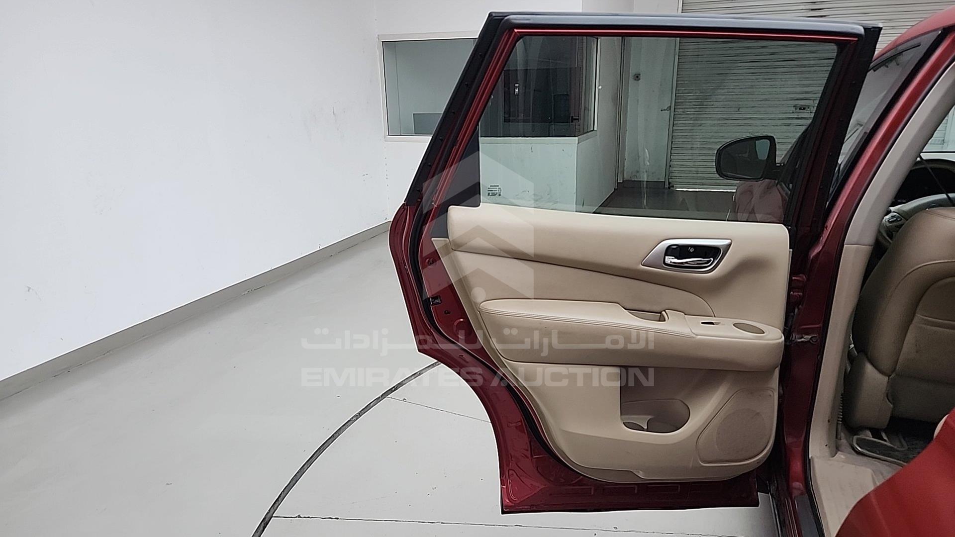 2015 NISSAN PATHFINDER VIN: 5N1AR2M75FC606877