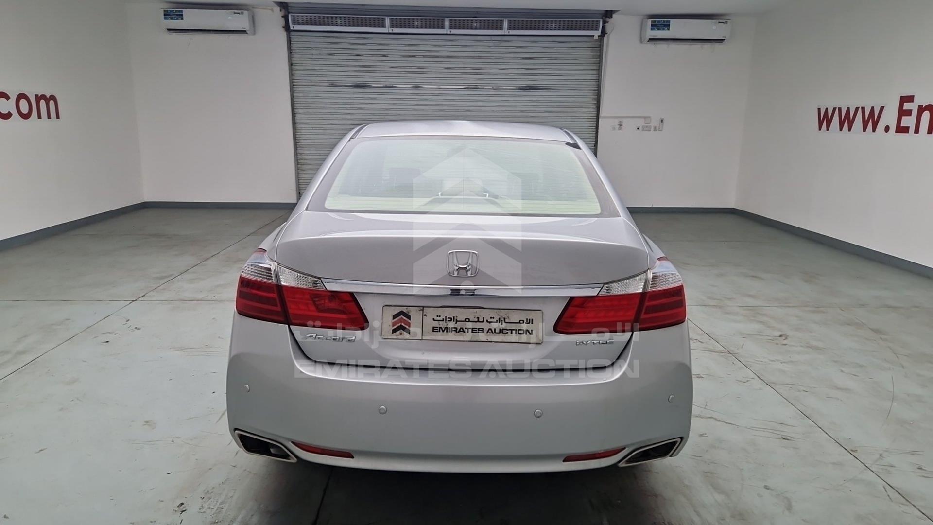 2015 HONDA ACCORD VIN: LUCCR2627F3414824