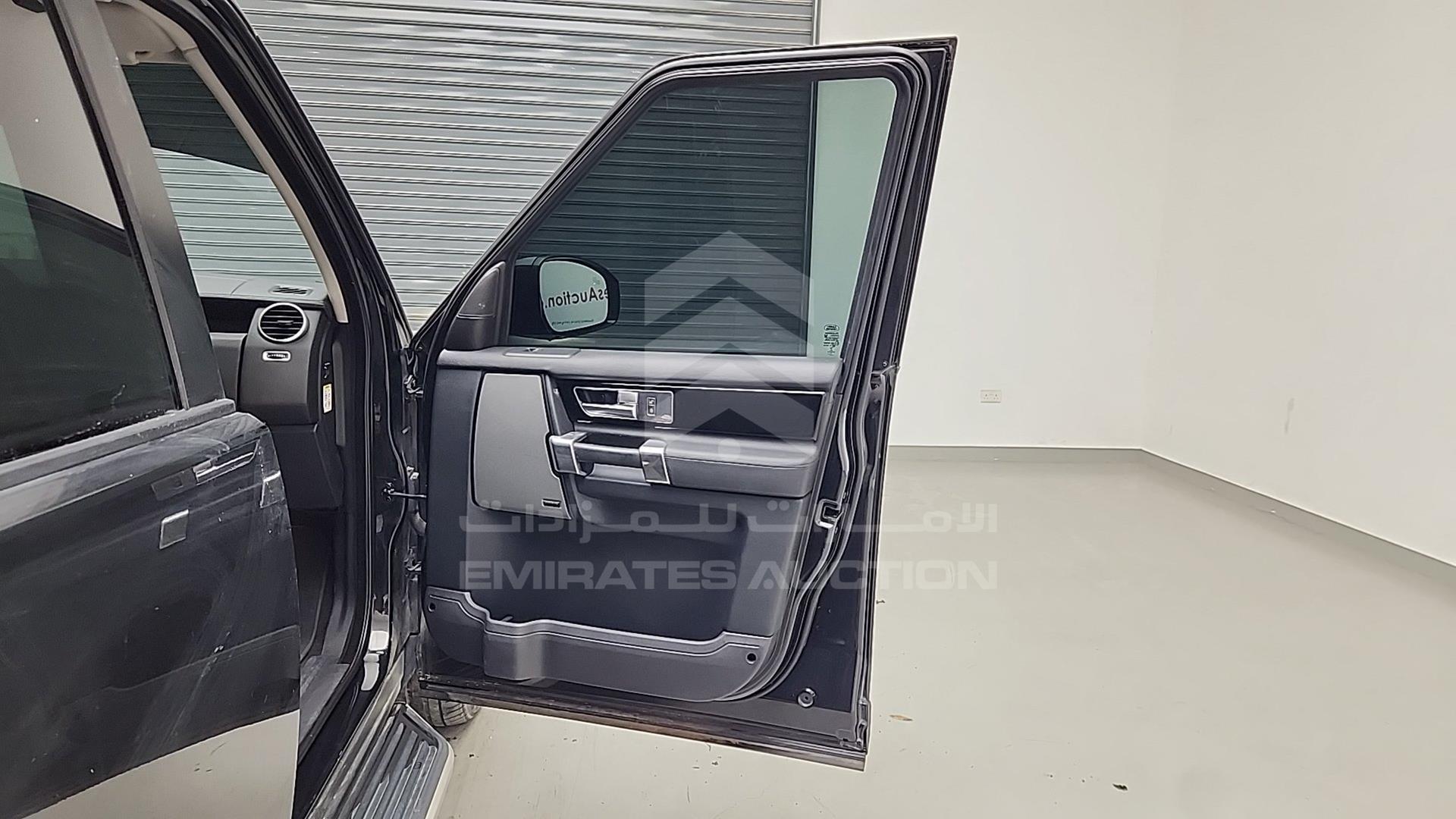 2015 LAND ROVER LR4 HSE VIN: SALLAAAV6FA750159
