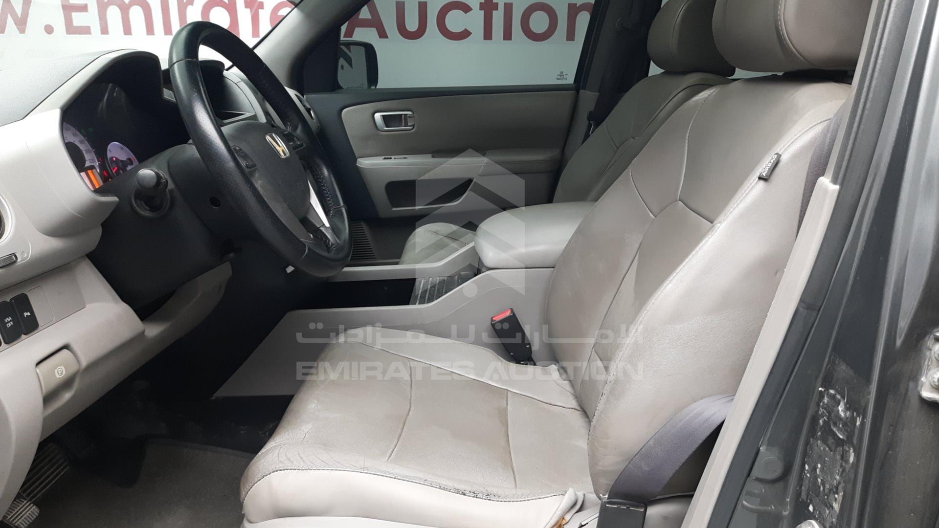 2011 HONDA PILOT VIN: 5FNYF4856BB701140