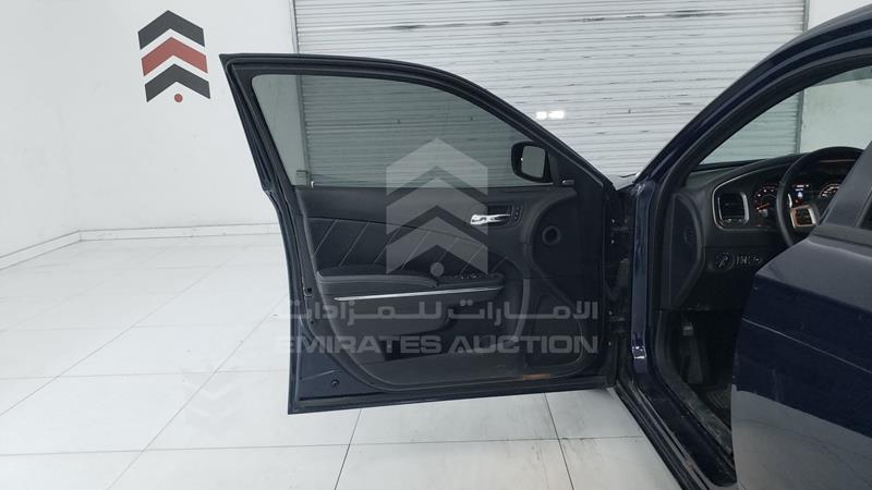 VIN: 2C3CDXCT3EH333185 Auction: EmiratesAuction Lot: 347999 2C3CDXCT3EH333185 Dodge Charger 2014 BLUE Photo 10