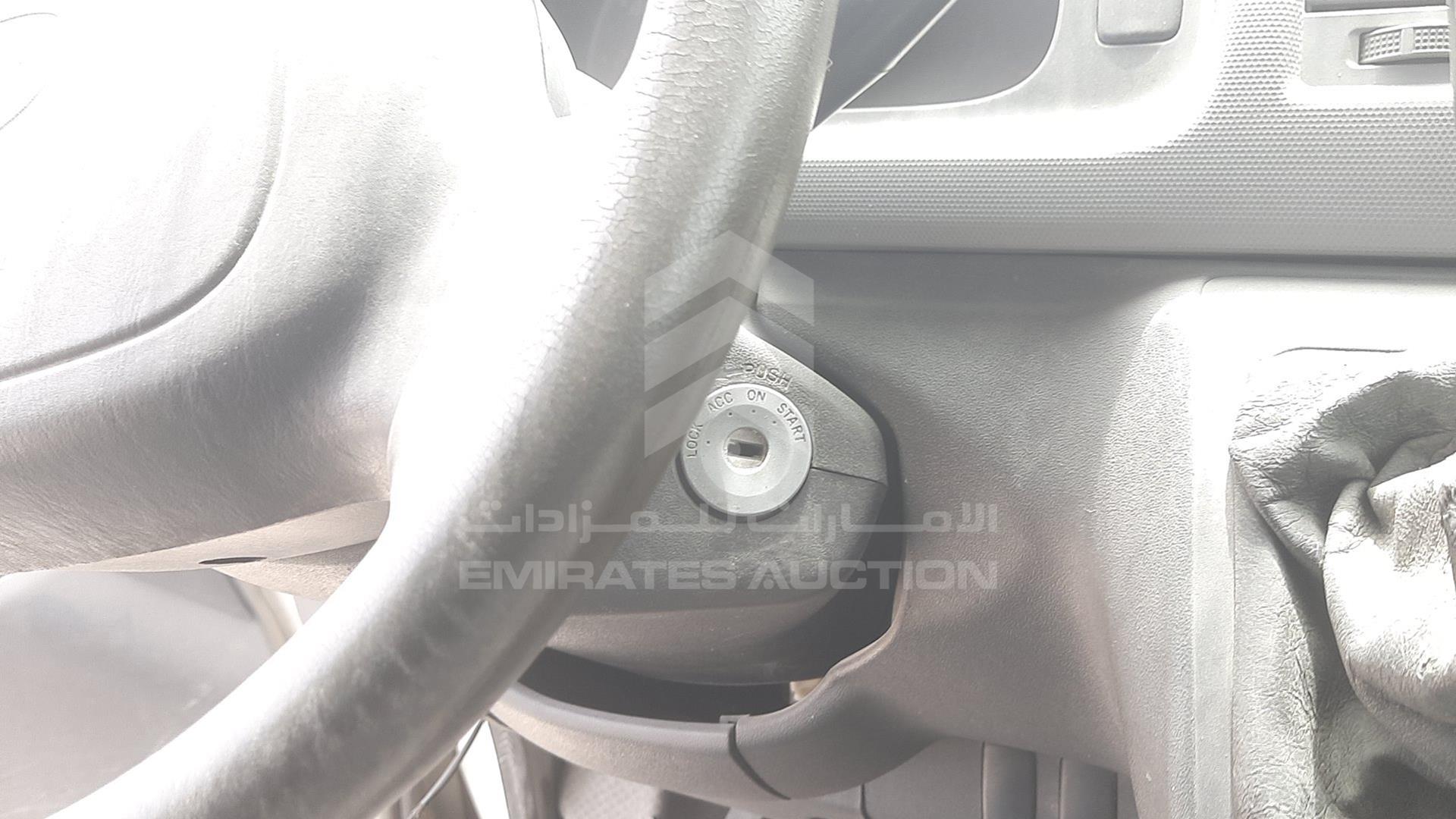 2009 TOYOTA HIACE VIN: JTGJX02P290024875
