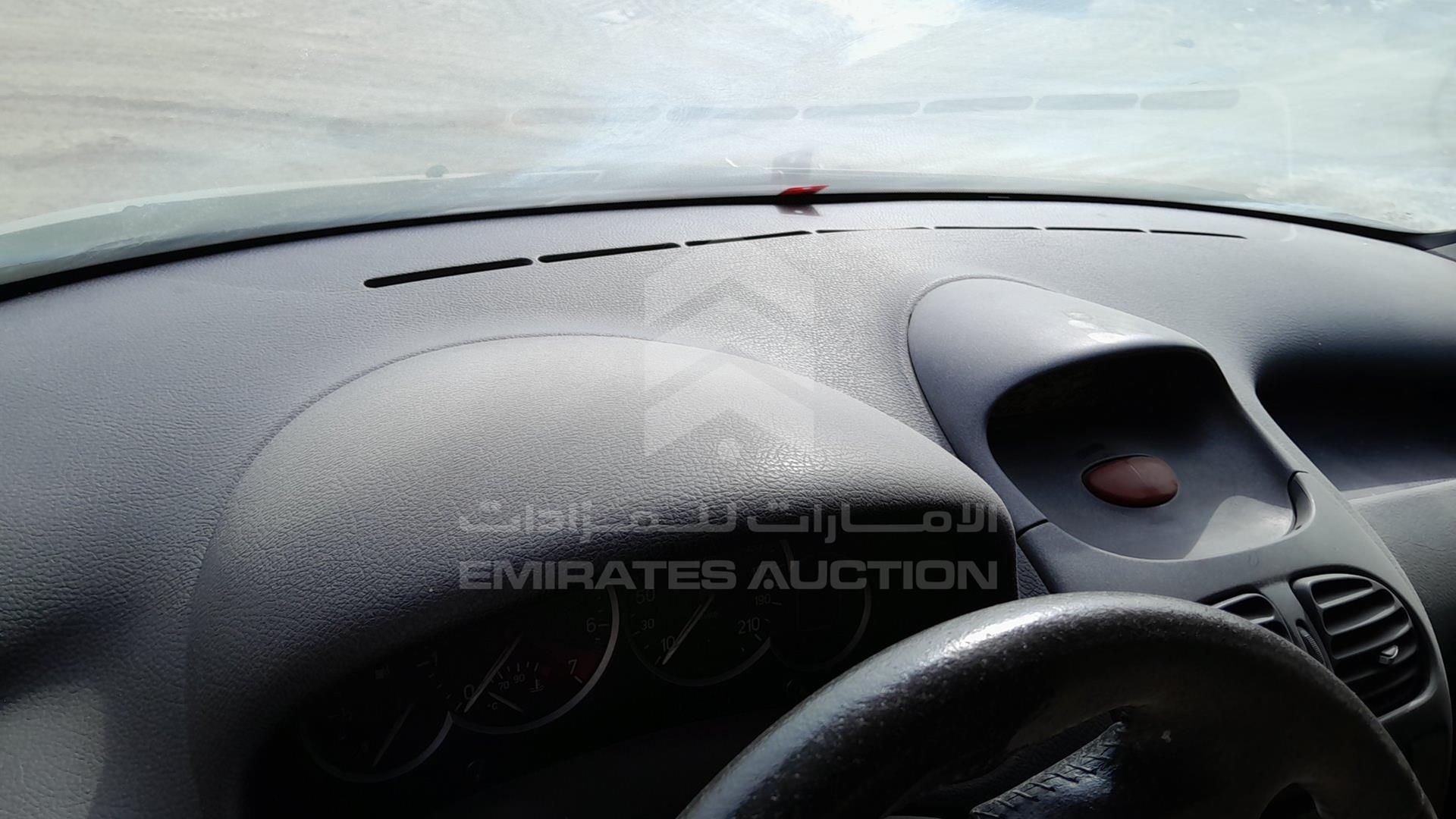 2004 PEUGEOT 206 VIN: VF32DNFUR4Y060381
