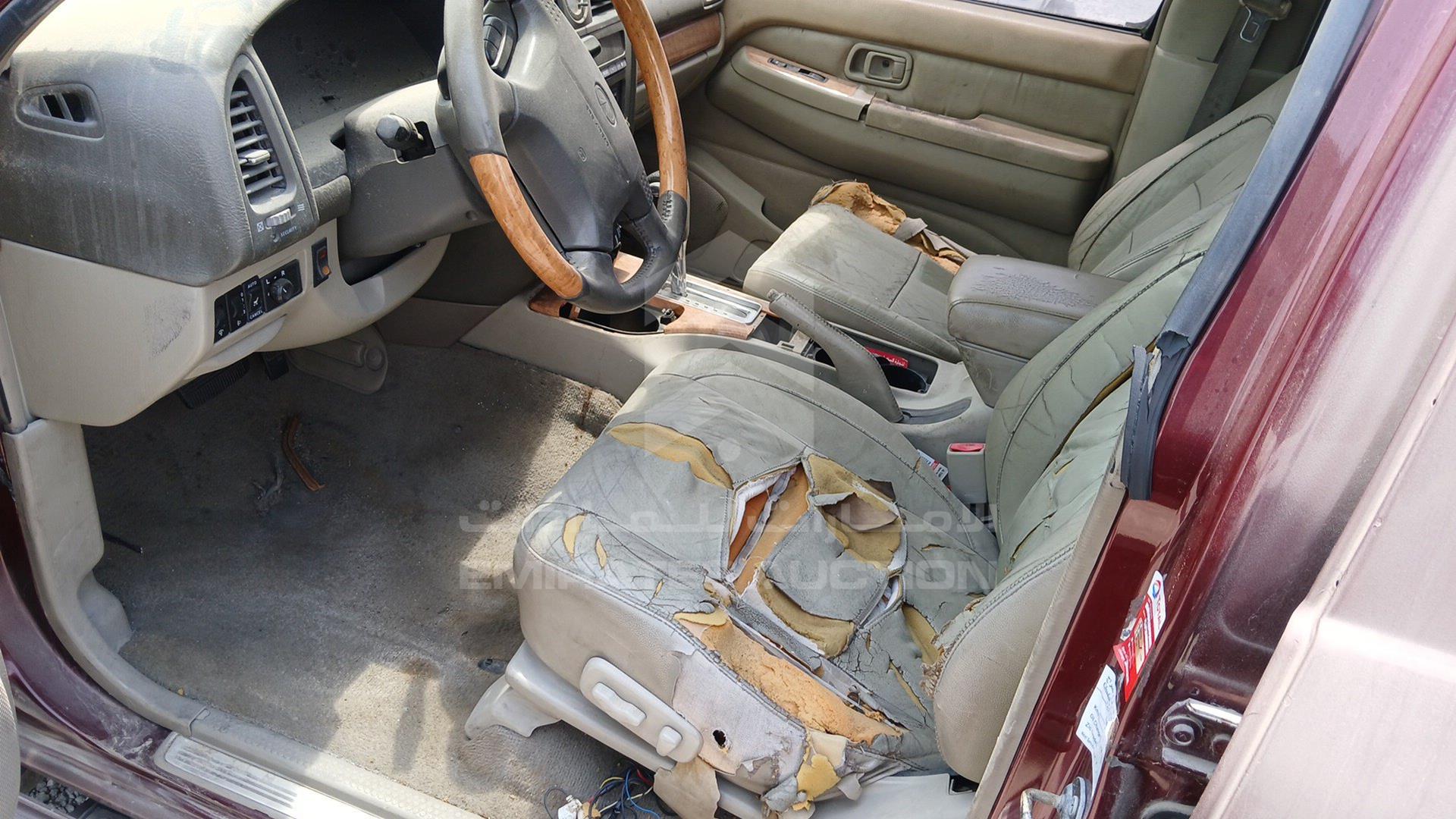 2001 INFINITI QX4 VIN: JNRDR07Y41W100782