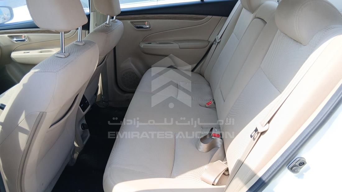 سوزوكي سياز 2023 — زاوية الراكب الخلفي اليسرى — صورة 21