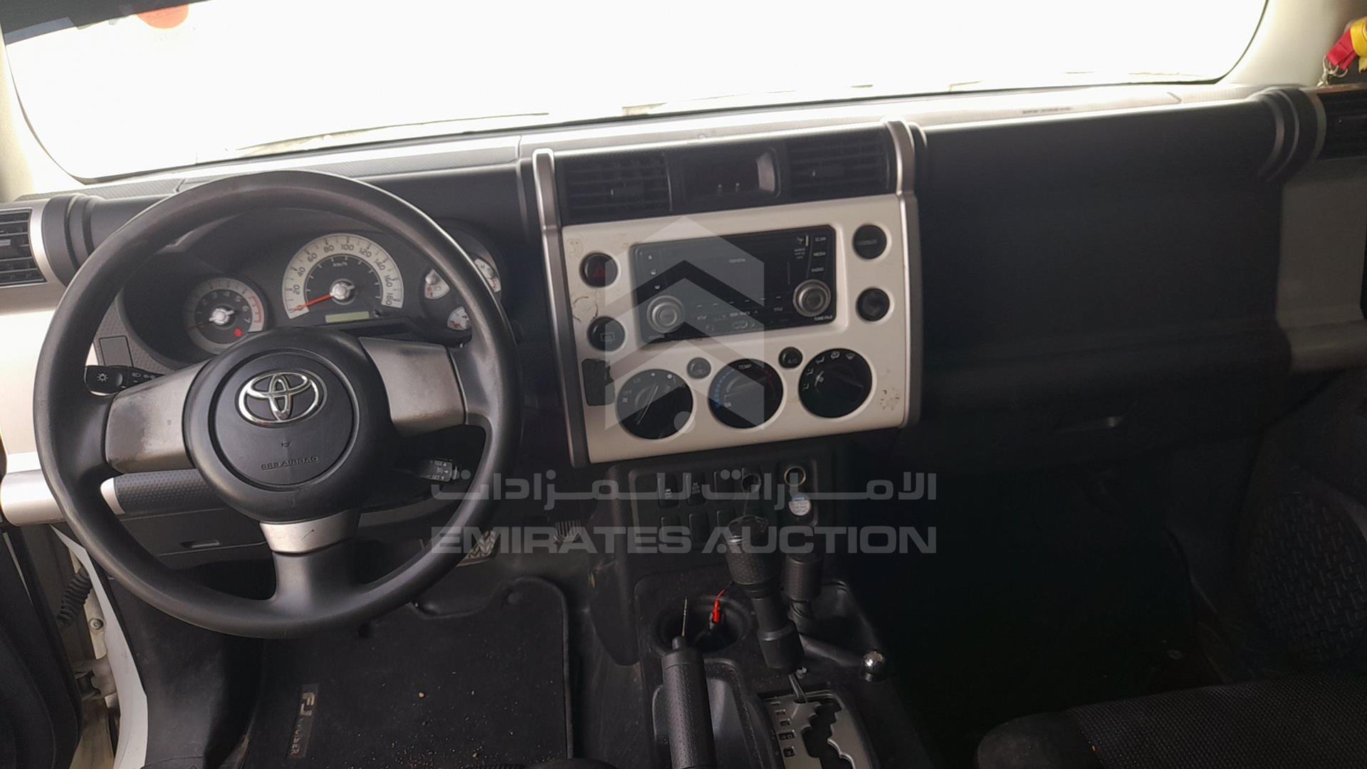 2013 TOYOTA FJ CRUISER VIN: JTEBU11F9DK171633