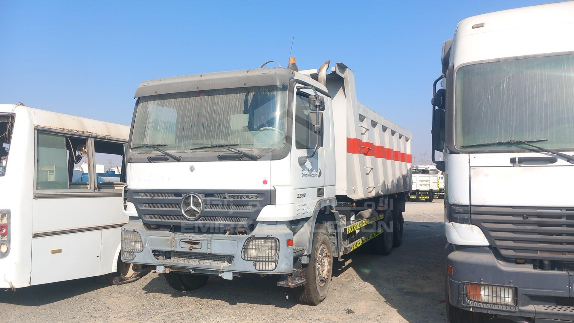 2007 MERCEDES ACTROS VIN: WDAKHCAAX7L164121