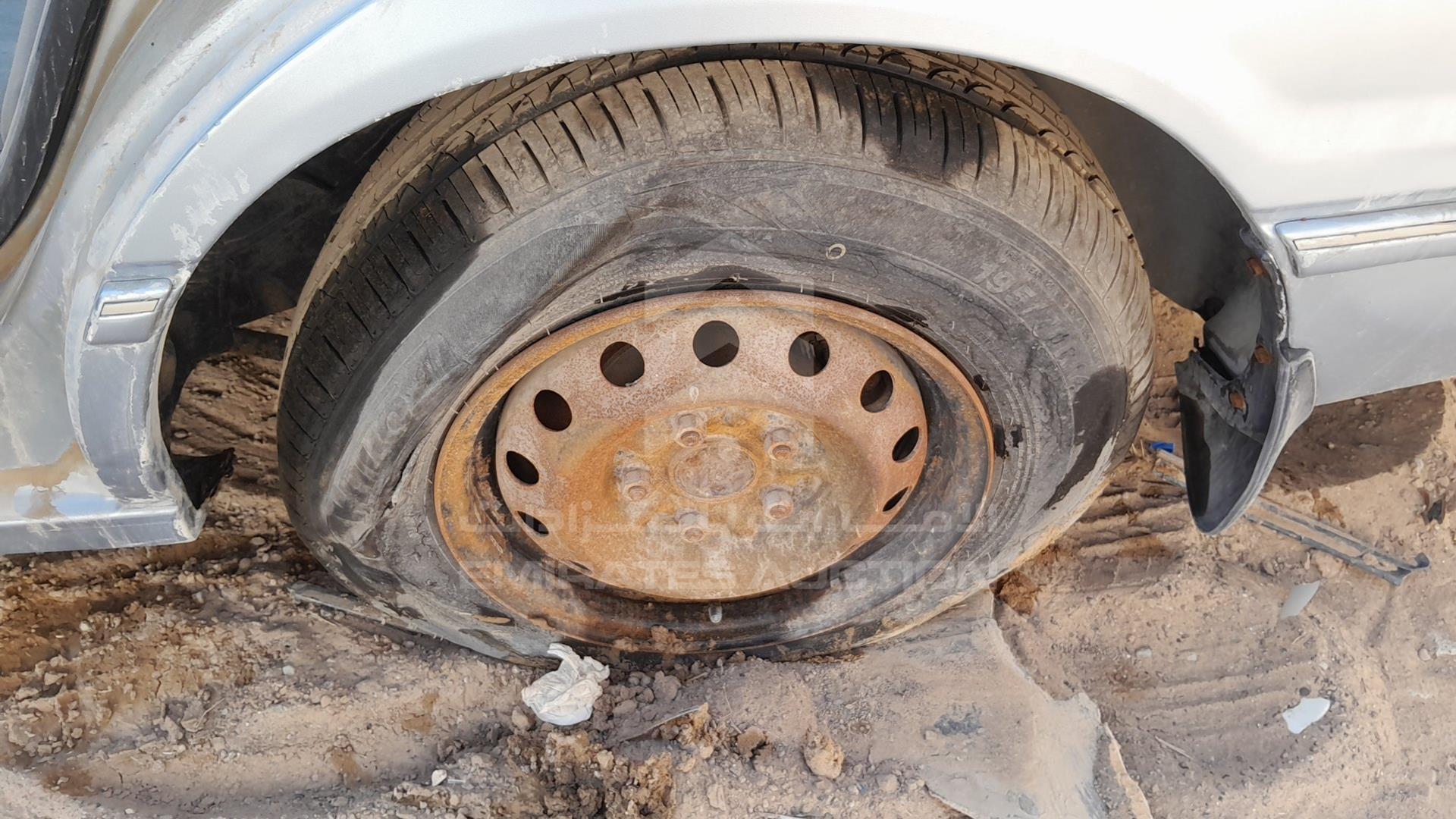 2000 TOYOTA CAMRY VIN: 6T1BG22KXYX387349