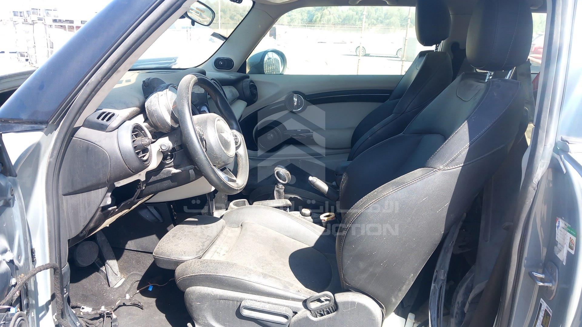 2017 MINI COOPER S VIN: WMWXP7C51H3B93358