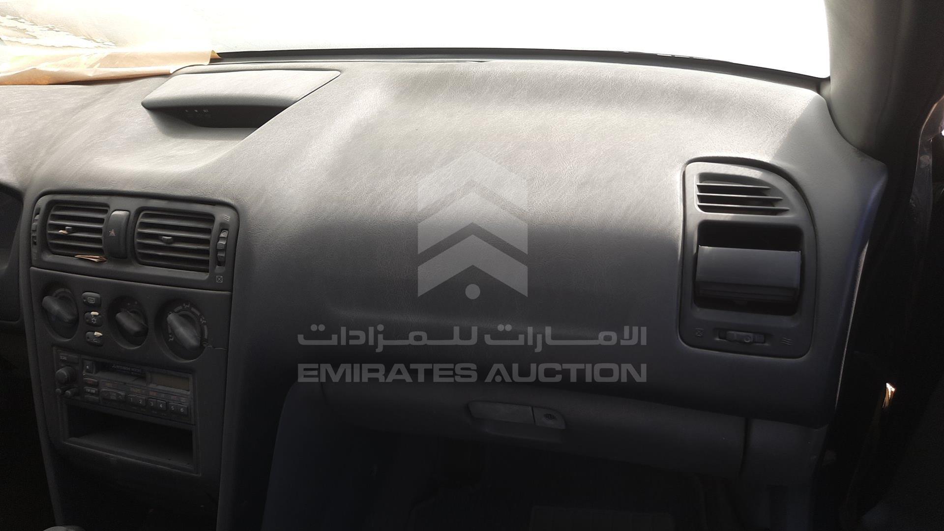 2000 MITSUBISHI --- VIN: JMYSREA2AYZ704502