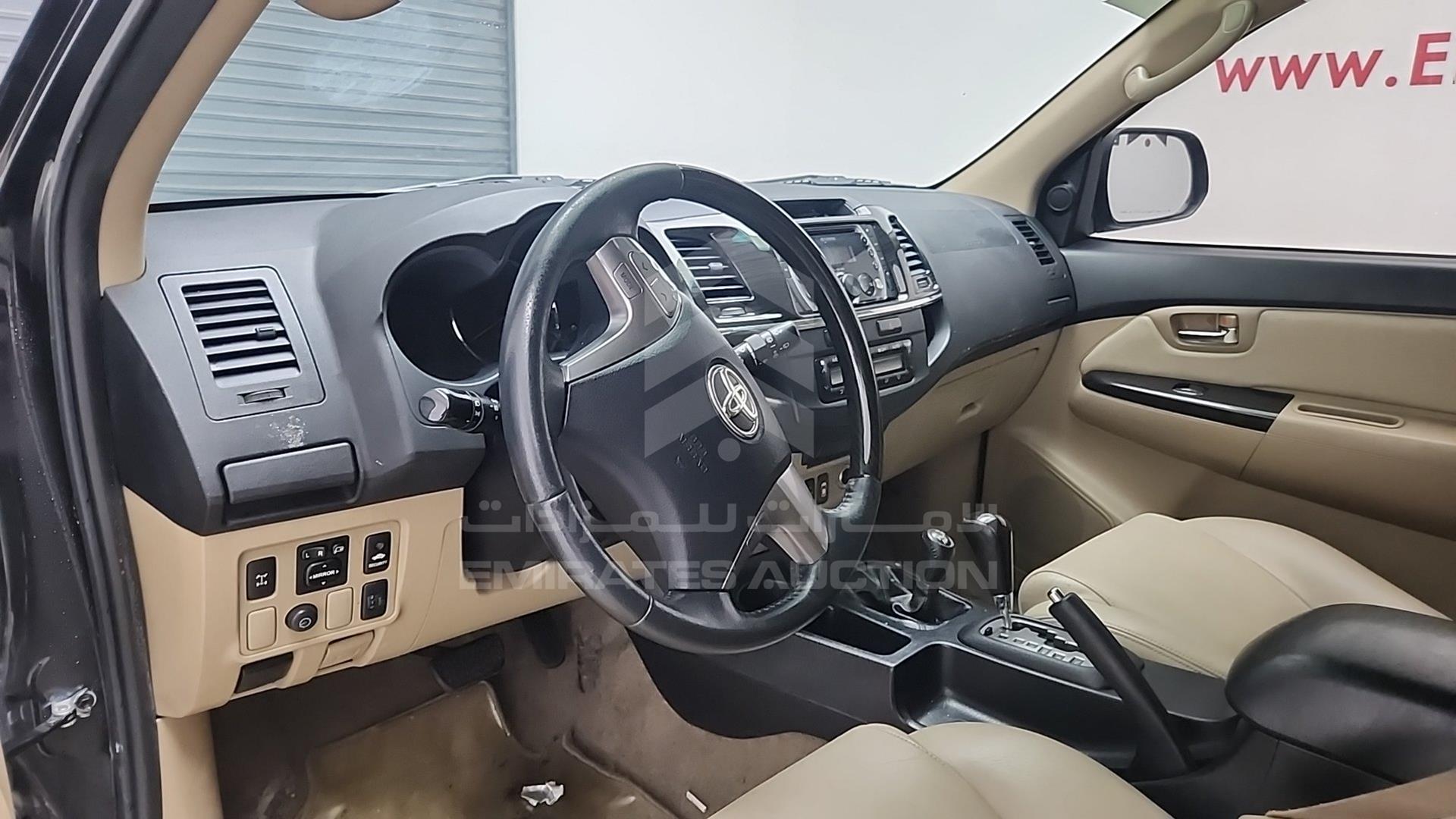 2014 TOYOTA FORTUNER VIN: MHFYU59G2E7034786