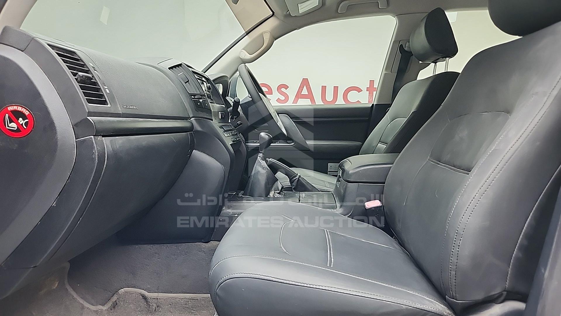 2014 TOYOTA LC 200 VIN: JTMHV09J404134910