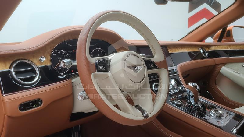 SCBDA3ZG8LC083991 Auction: EmiratesAuction Lot: 418778 SCBDA3ZG8LC083991 Bentley Continental 2020 ORANGE Photo 19