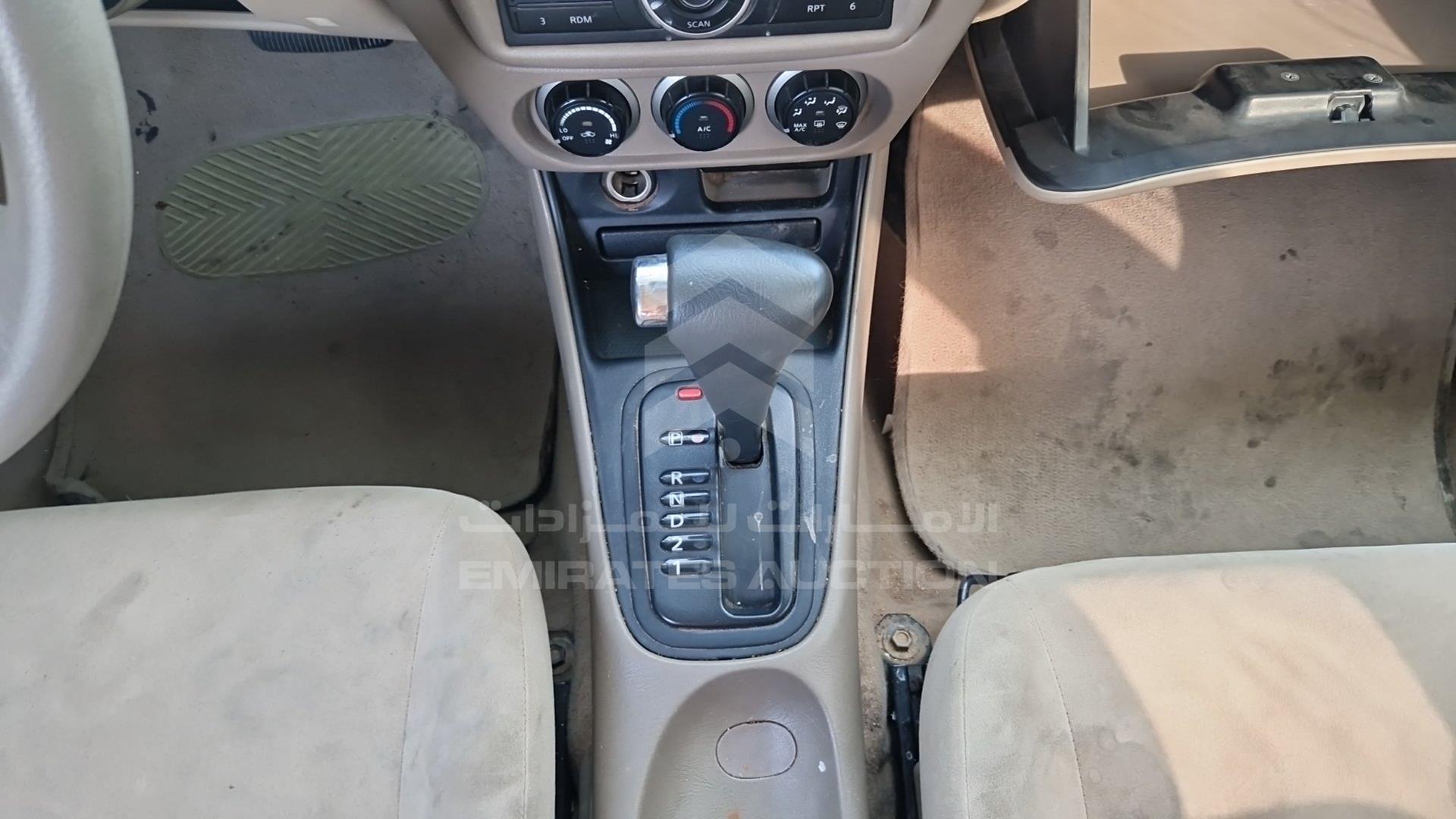 2011 NISSAN SUNNY VIN: JN1FN61C3BW209081
