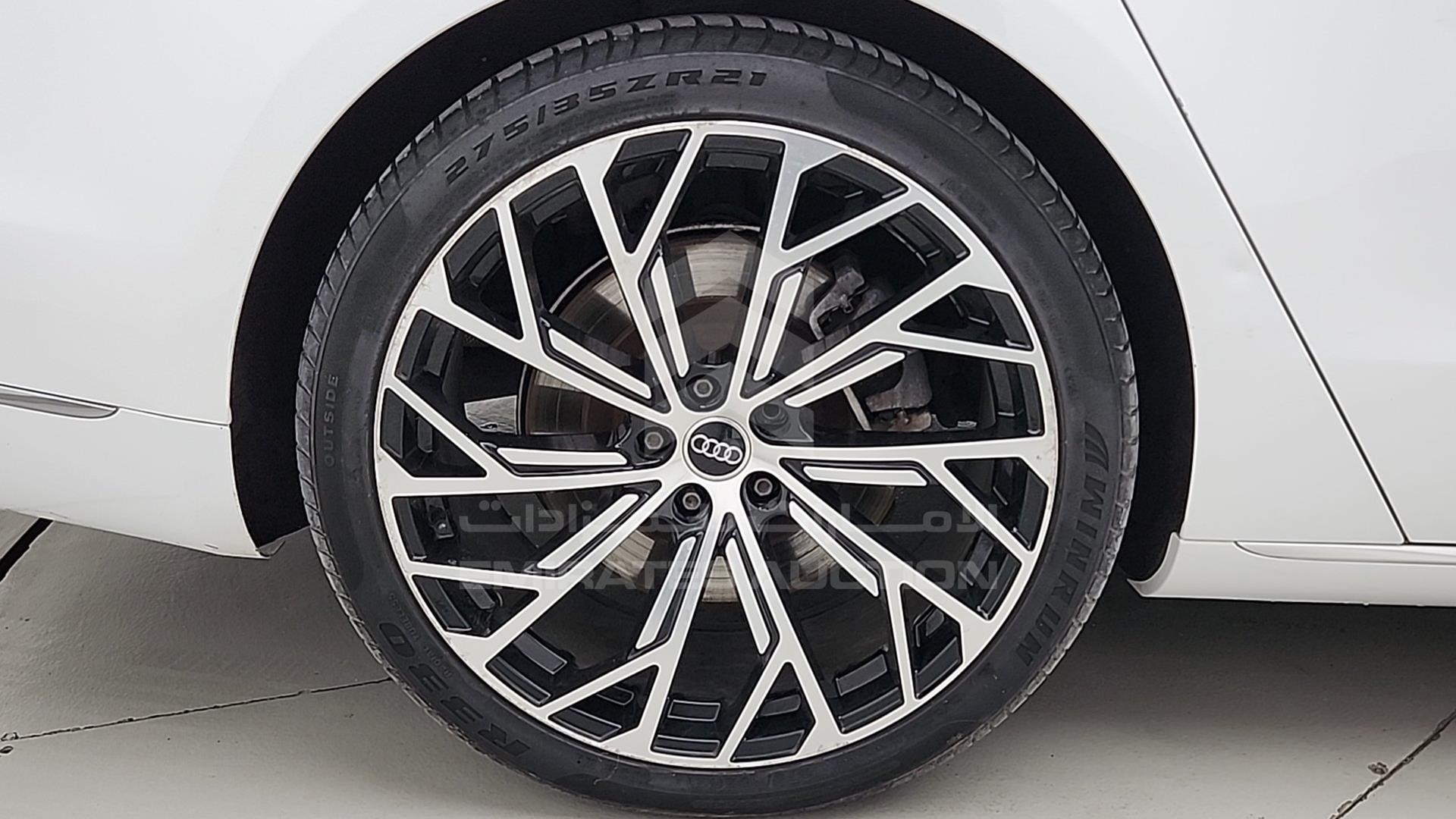 2015 AUDI A8 VIN: WAUY2BFD0FN000446