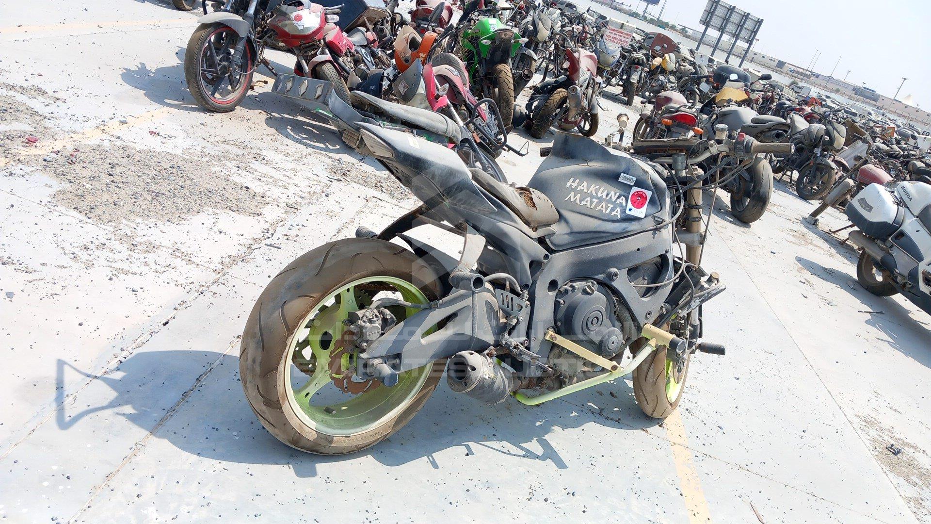 JS1GN7EA092101318 - 2009 Suzuki Motorbike - #430049