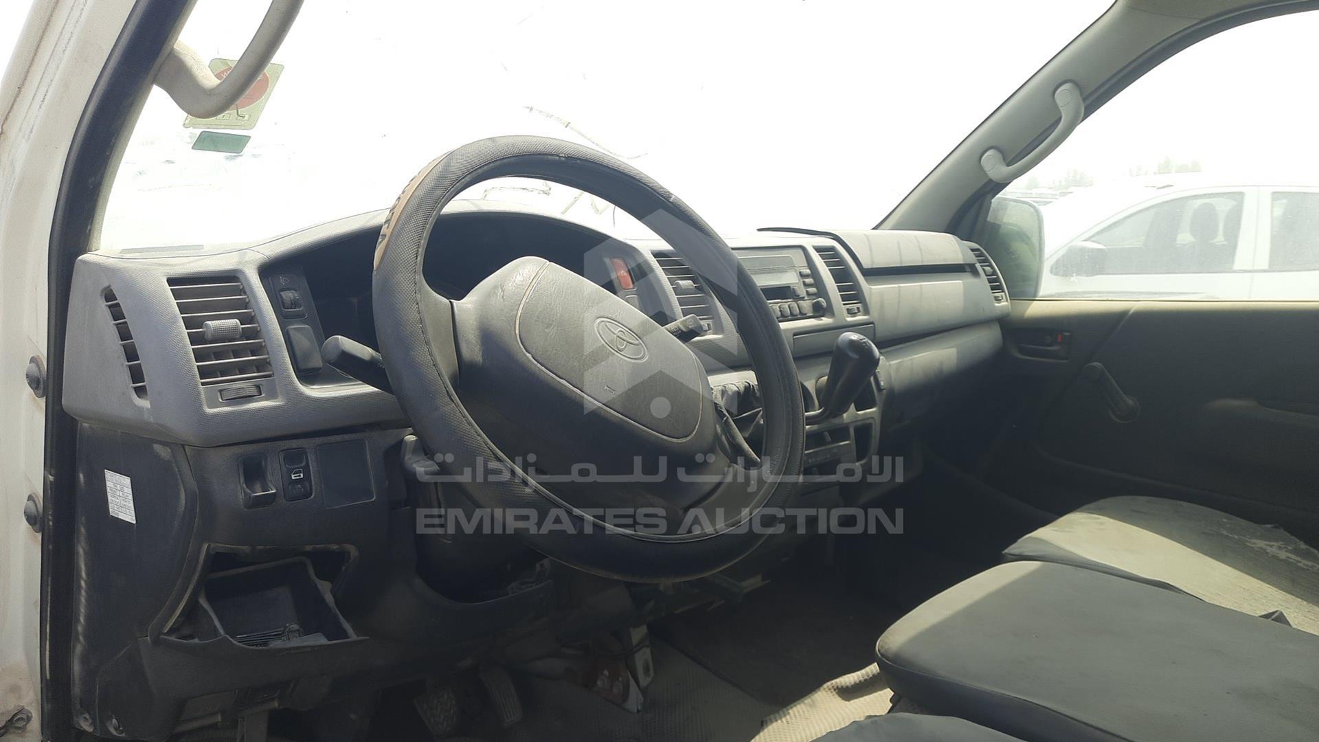 2009 TOYOTA HIACE VIN: JTGJX02PX95011620