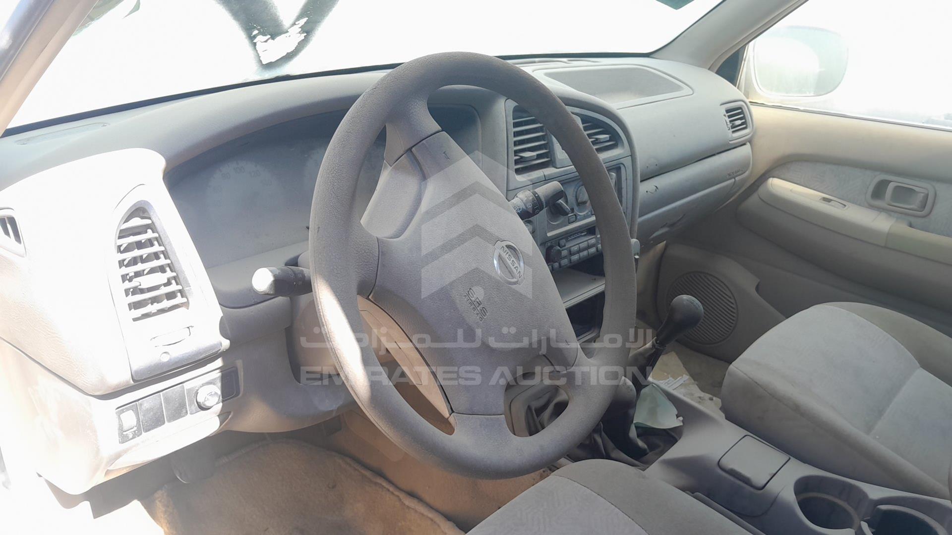 2002 NISSAN PATHFINDER VIN: JN8AR05Y72W524680