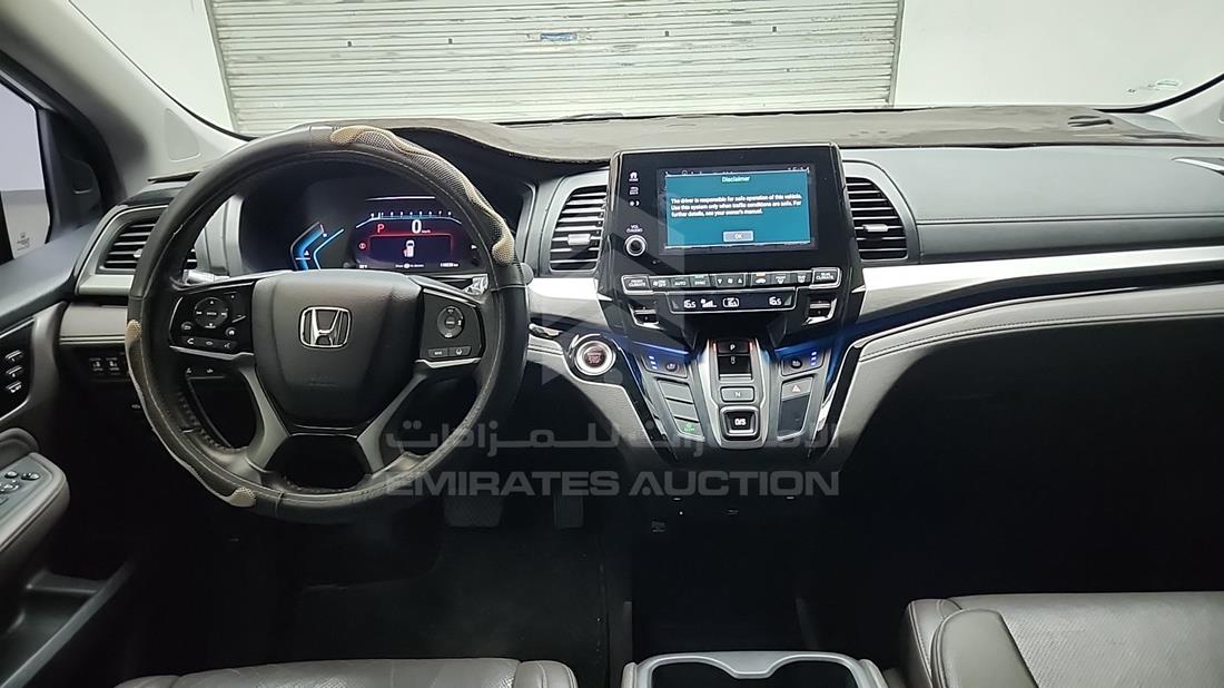 2019 Honda Odyssey — Entertainment Systems & Camera Monitor & Navigation — Photo 17