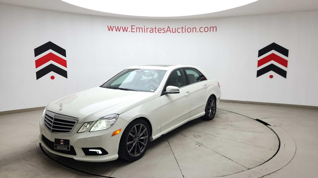 مرسيدس E 350 2010 — الزاوية الأمامية اليسرى — صورة 8
