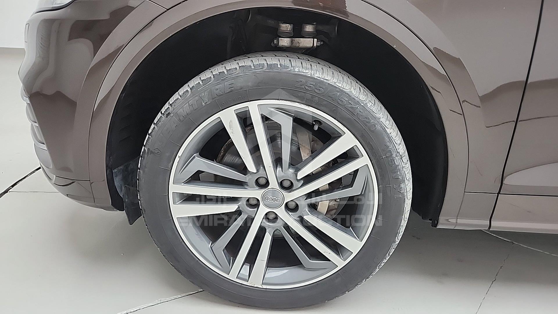 2018 AUDI Q5 VIN: WA1ZZZFY3J2134239