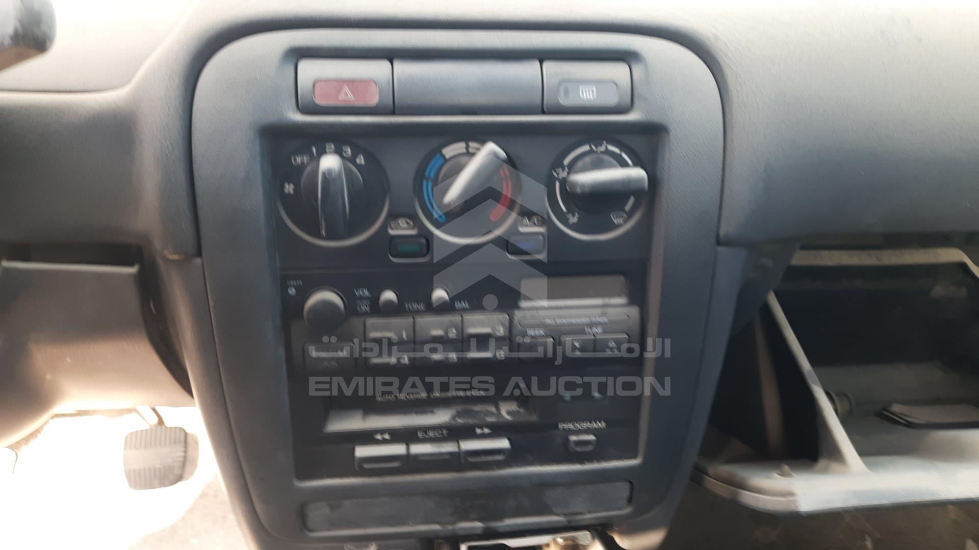 2000 NISSAN SUNNY VIN: JN1BB41S7YW002284