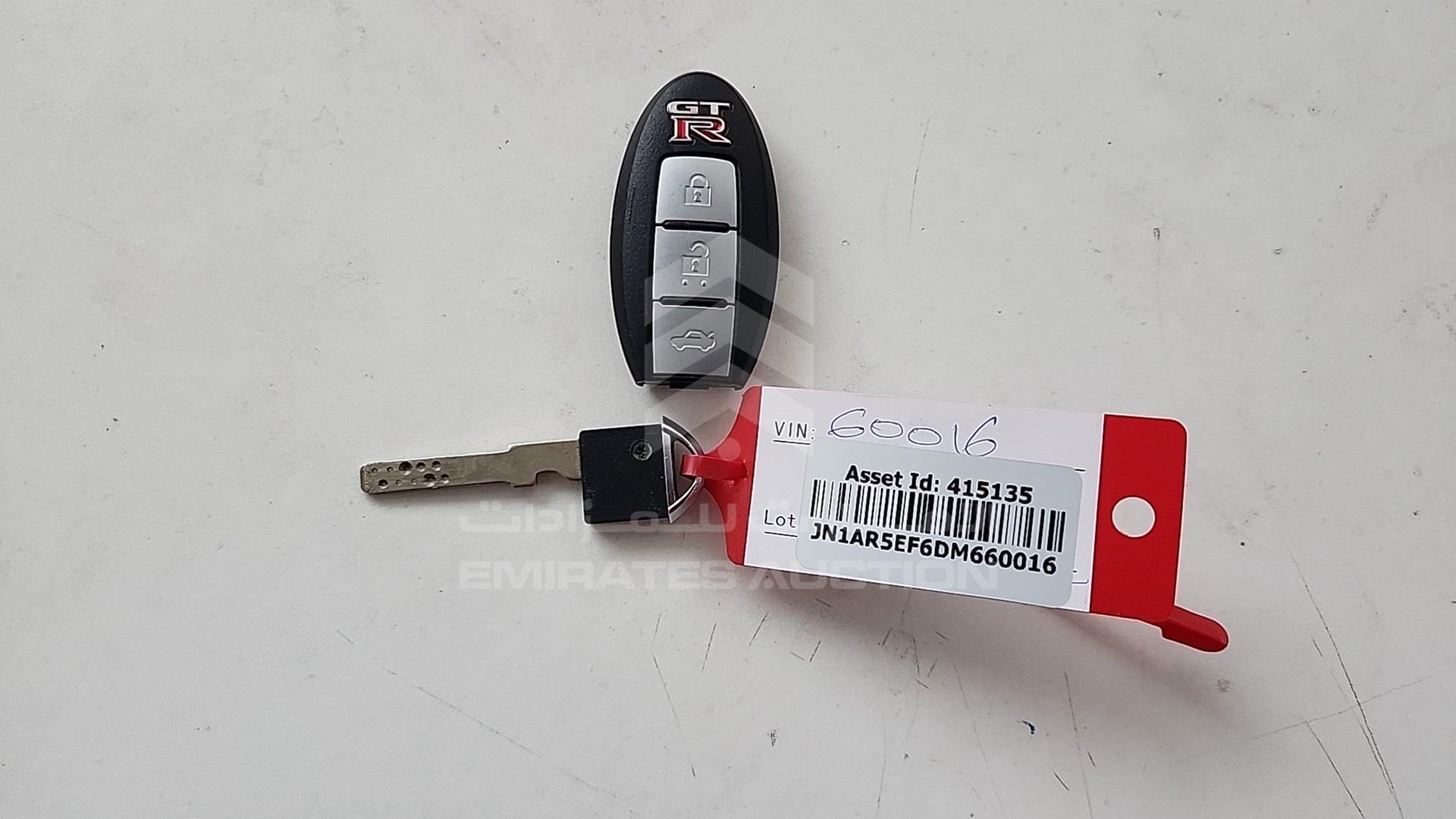 2013 NISSAN GTR VIN: JN1AR5EF6DM660016