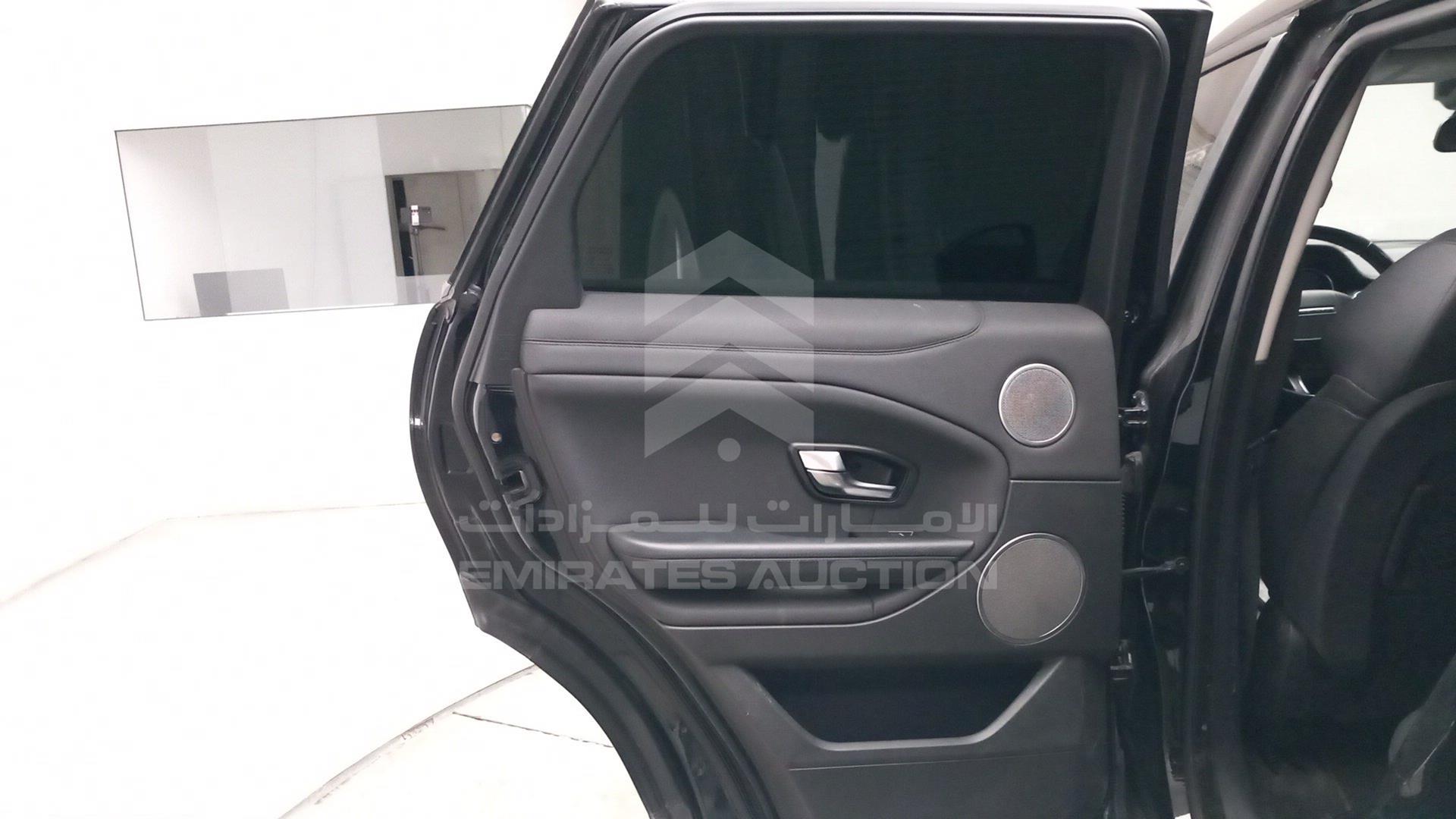 2019 RANGE ROVER EVOQUE VIN: SALVP2RX0JH292094