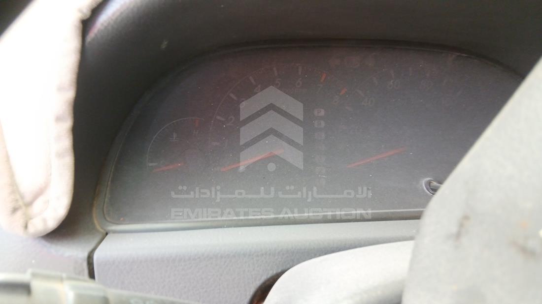 2005 Toyota Camry — Speedometer & RPM Gauges — Photo 14