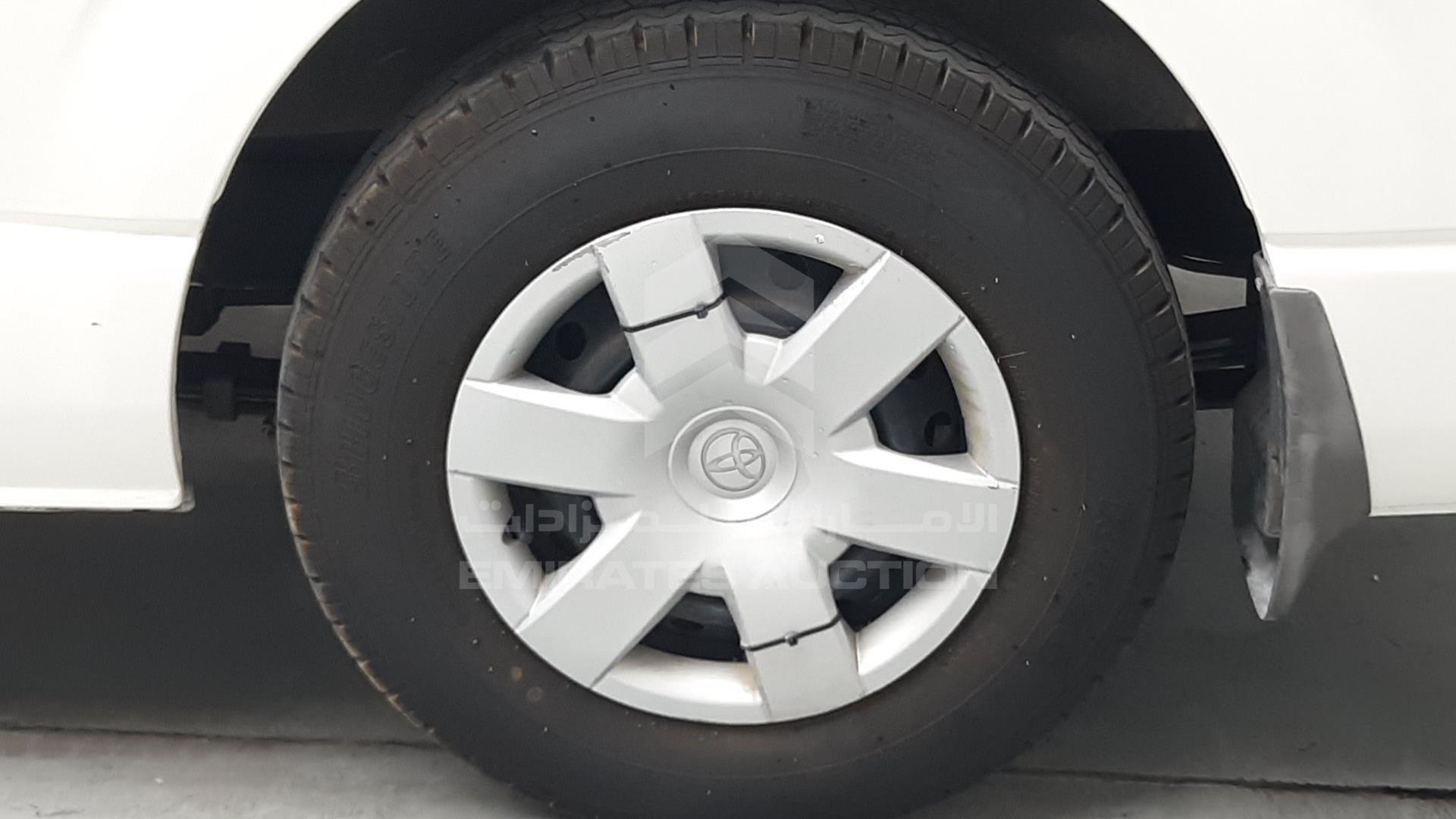 2007 TOYOTA HIACE VIN: JTGJX02P575007598