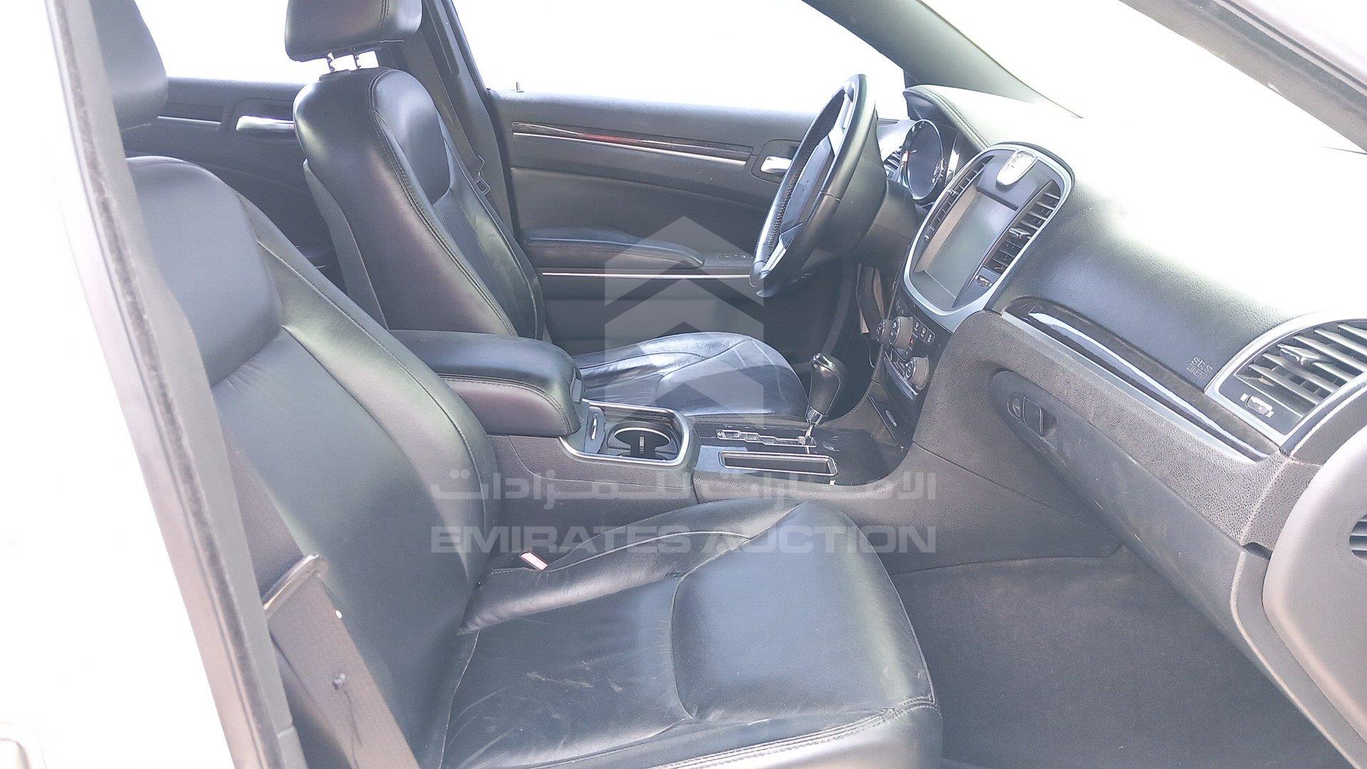 2C3CA5CG2BH579608 - 2011 Chrysler 300 - #492811