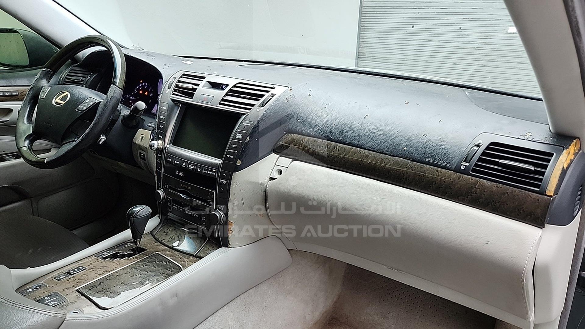 2008 LEXUS LS 460 VIN: JTHBL46F485083075