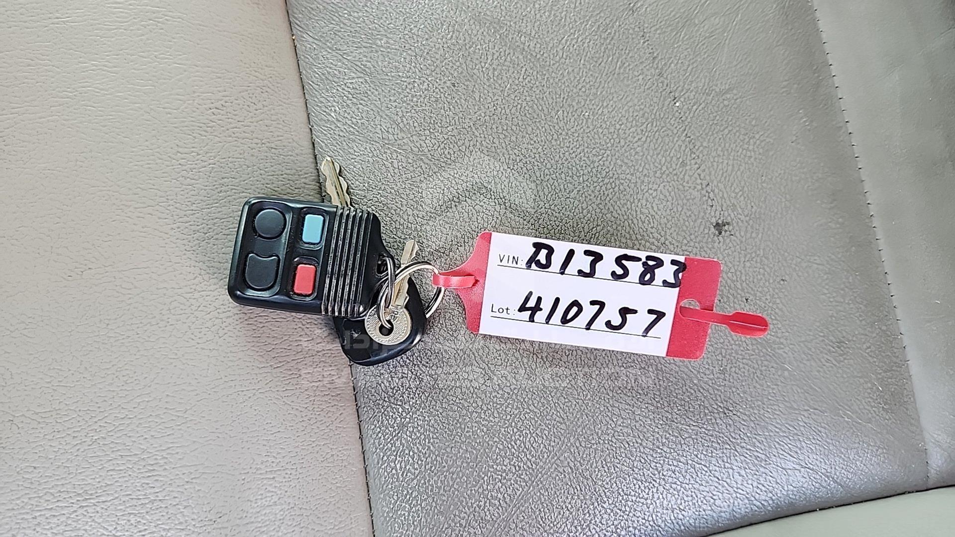 2008 FORD EXPLORER VIN: 1FMEU73E78UB13583