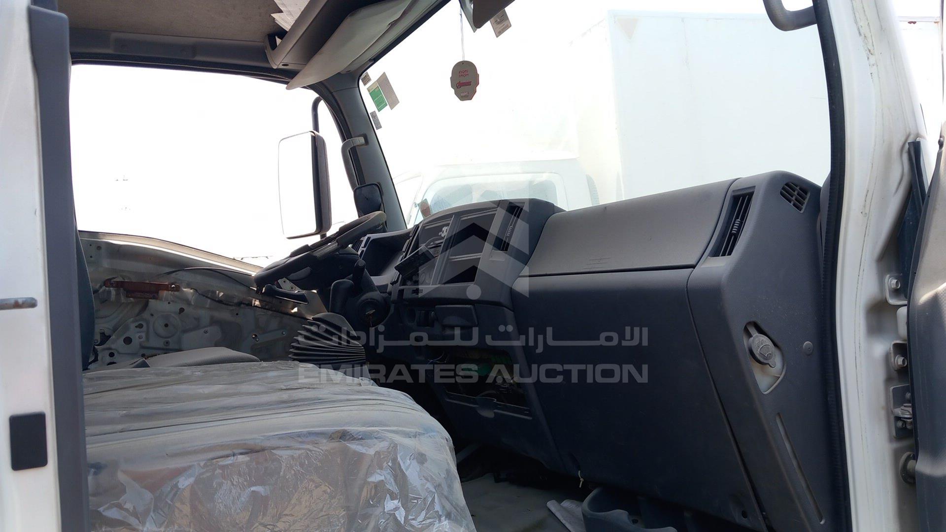 2015 ISUZU REWARD NP VIN: JAMKP34H7F7P05877