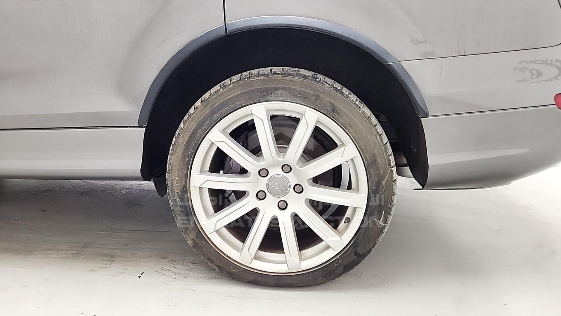 2012 AUDI Q7 VIN: WAUAGD4L1CD009179