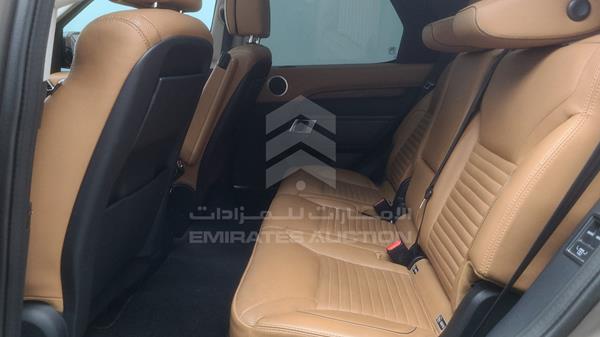 Land Rover Discovery 2017 SALRHBBV2HA021354 Image 39