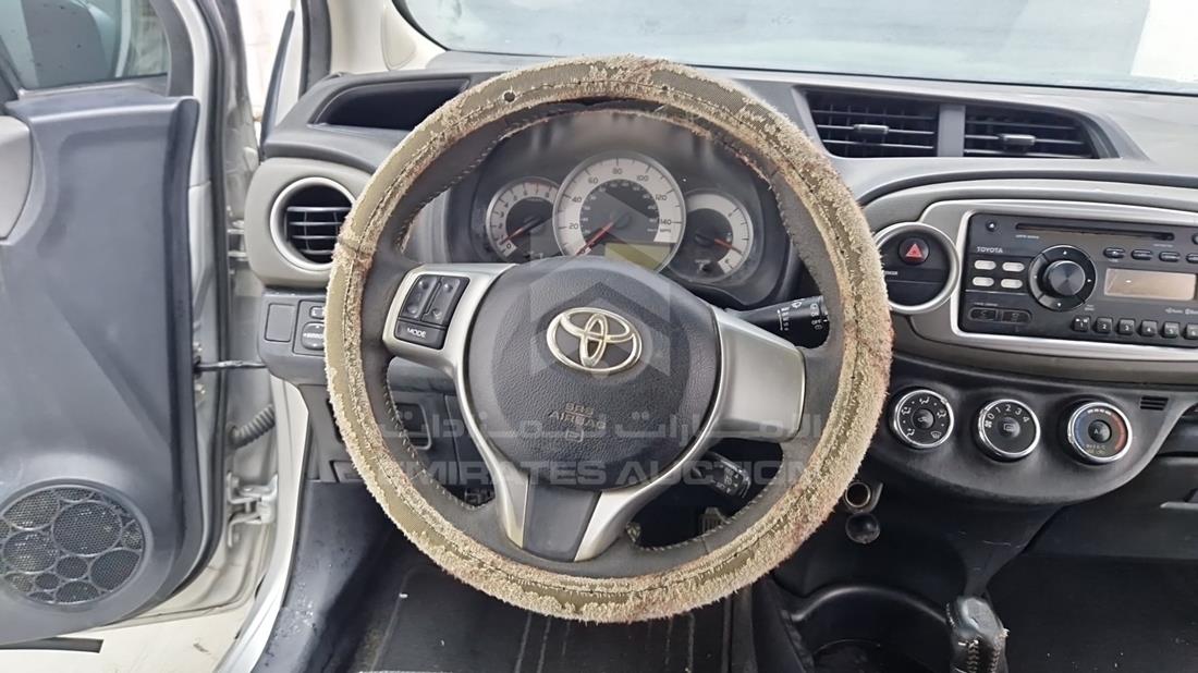 2014 Toyota Yaris — Steering & Mounted Controls — Photo 16