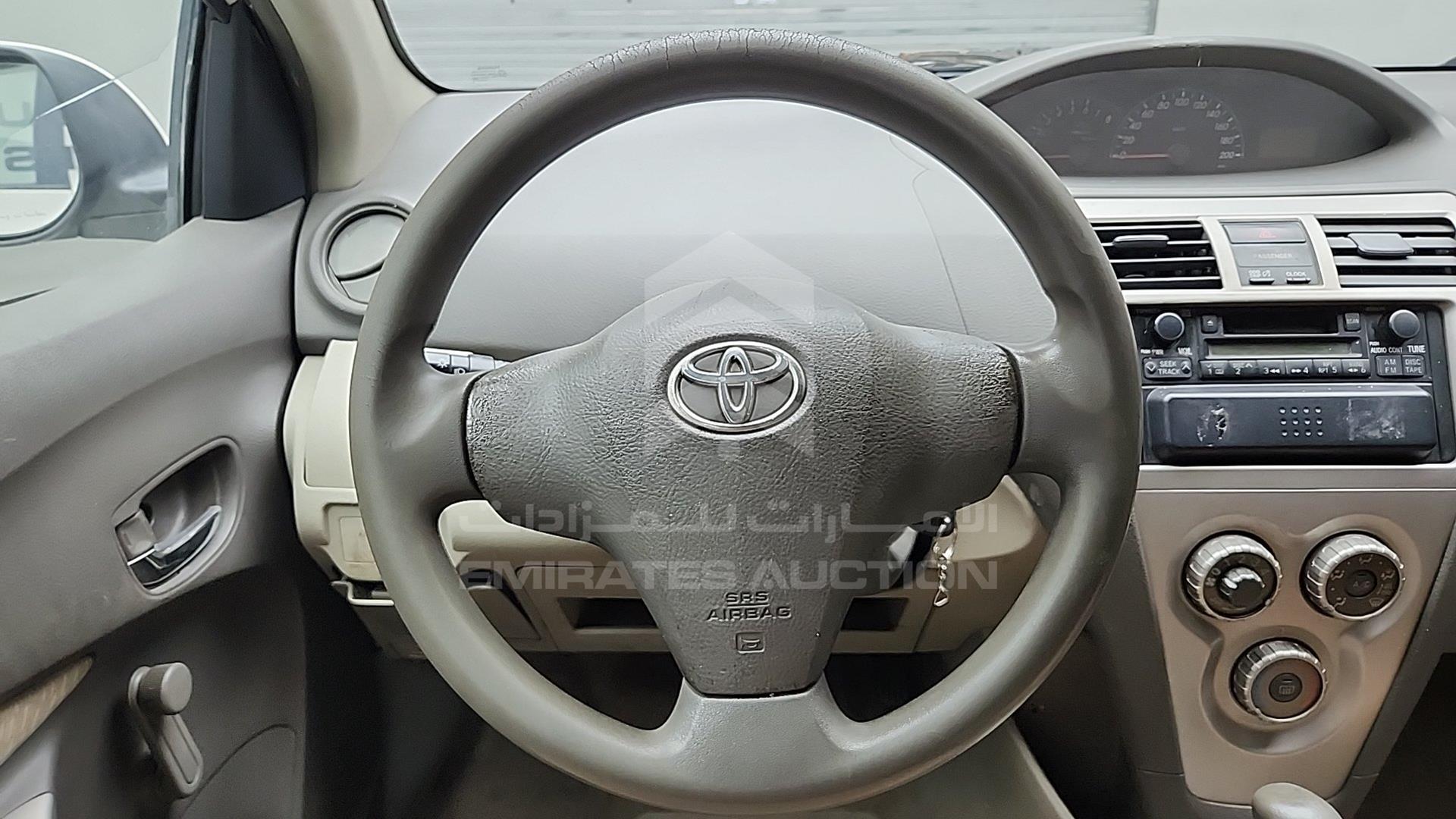 2009 TOYOTA YARIS VIN: JTDBW923194025708