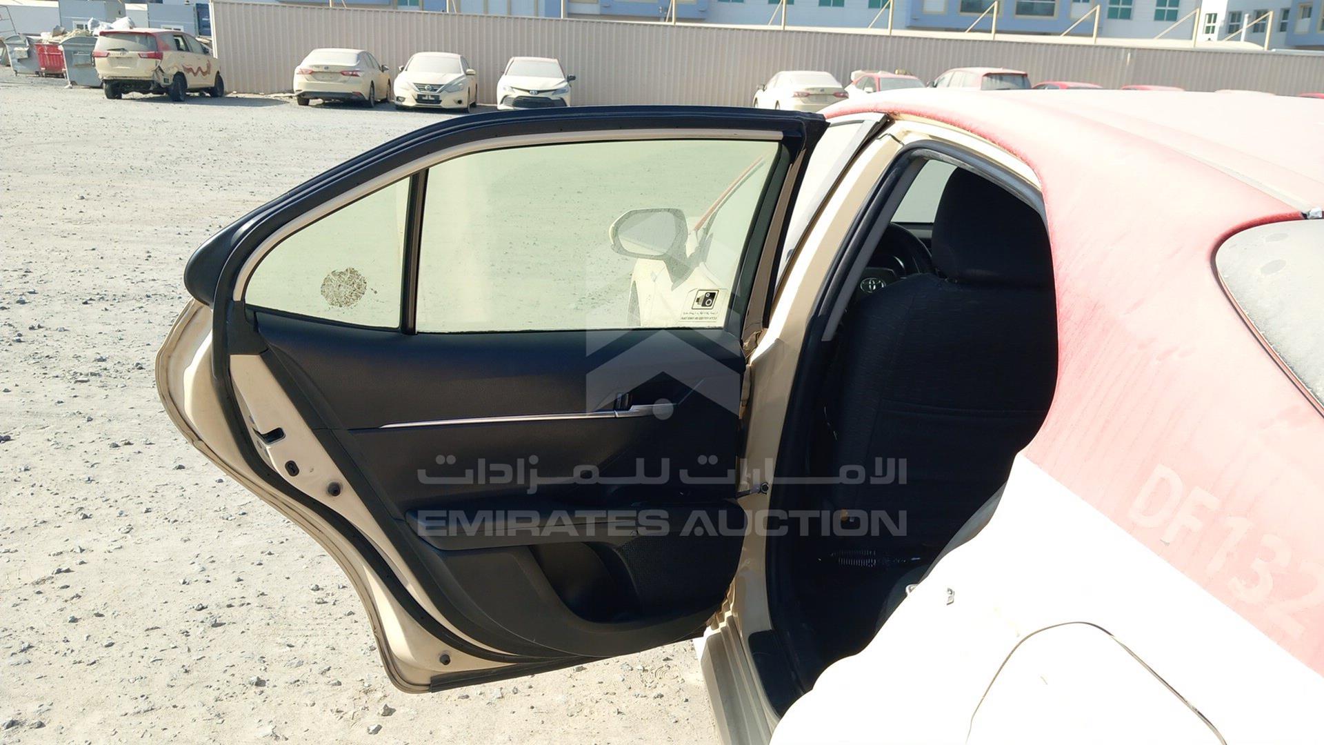 2018 TOYOTA CAMRY VIN: JTNB29HK7J3012039