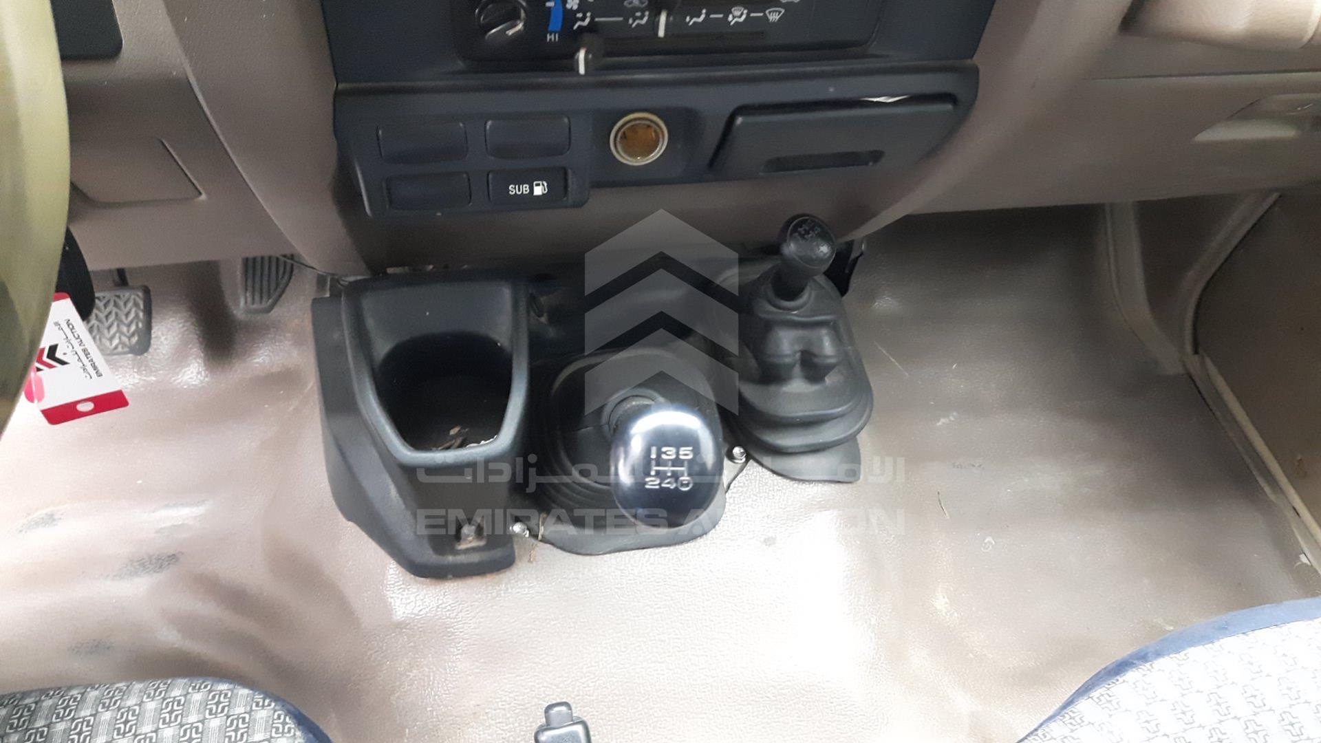 2014 TOYOTA LAND CRUISER VIN: JTFLU73J0E4563183