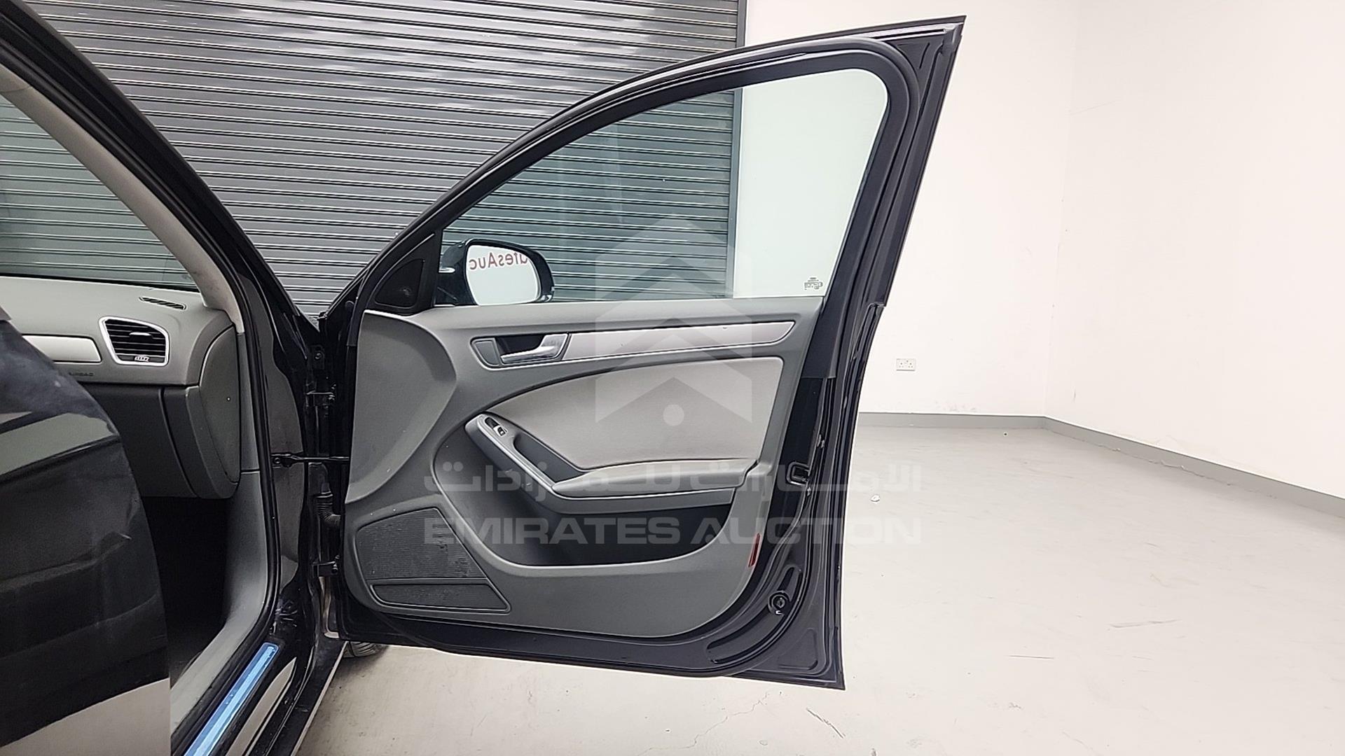 2013 AUDI A4 VIN: WAUACCFL6DA084952
