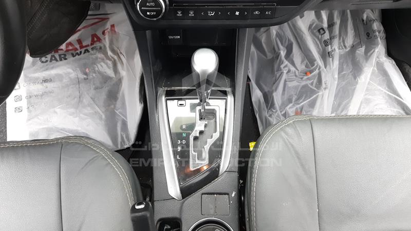 RKLBL9HE7F5241122 Auction: EmiratesAuction Lot: 407963 RKLBL9HE7F5241122 Toyota Corolla 2015 WHITE Photo 21