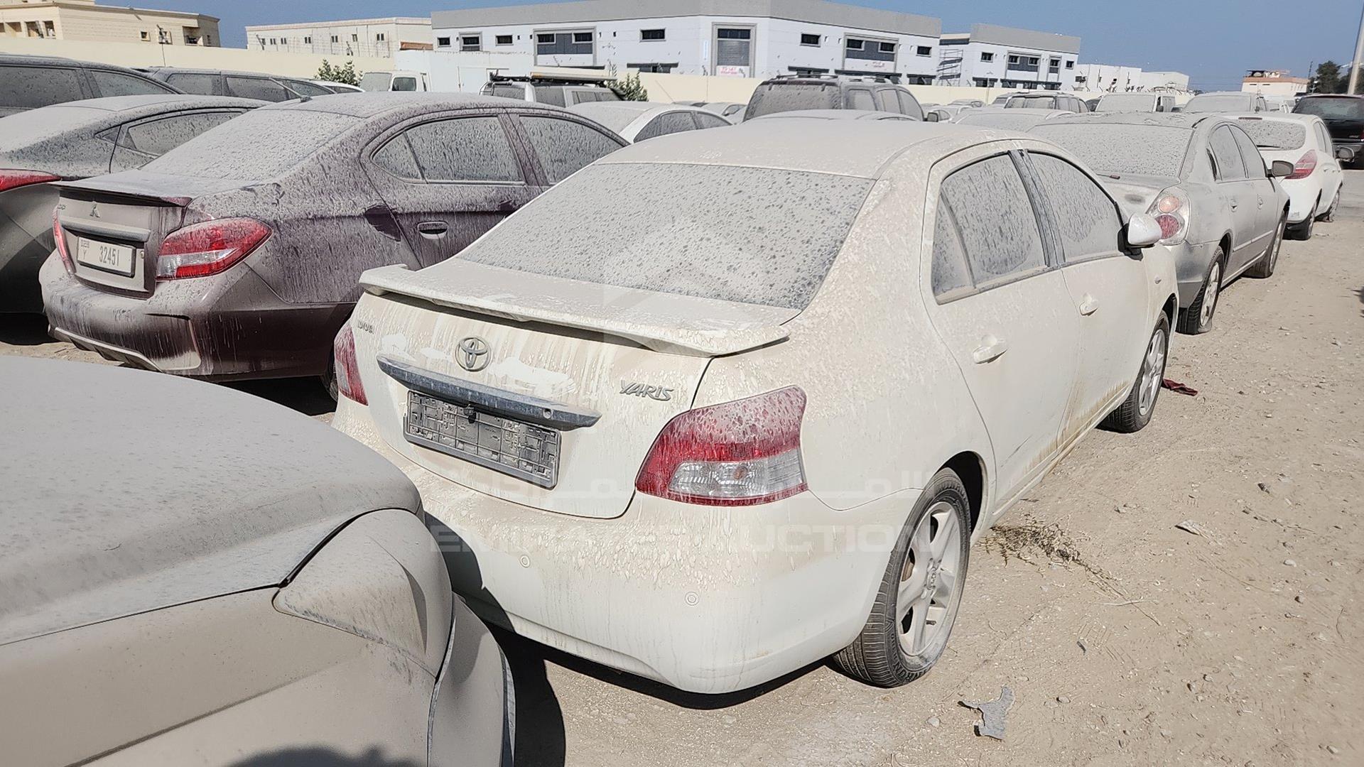 2008 TOYOTA YARIS VIN: JTDBW923081084913