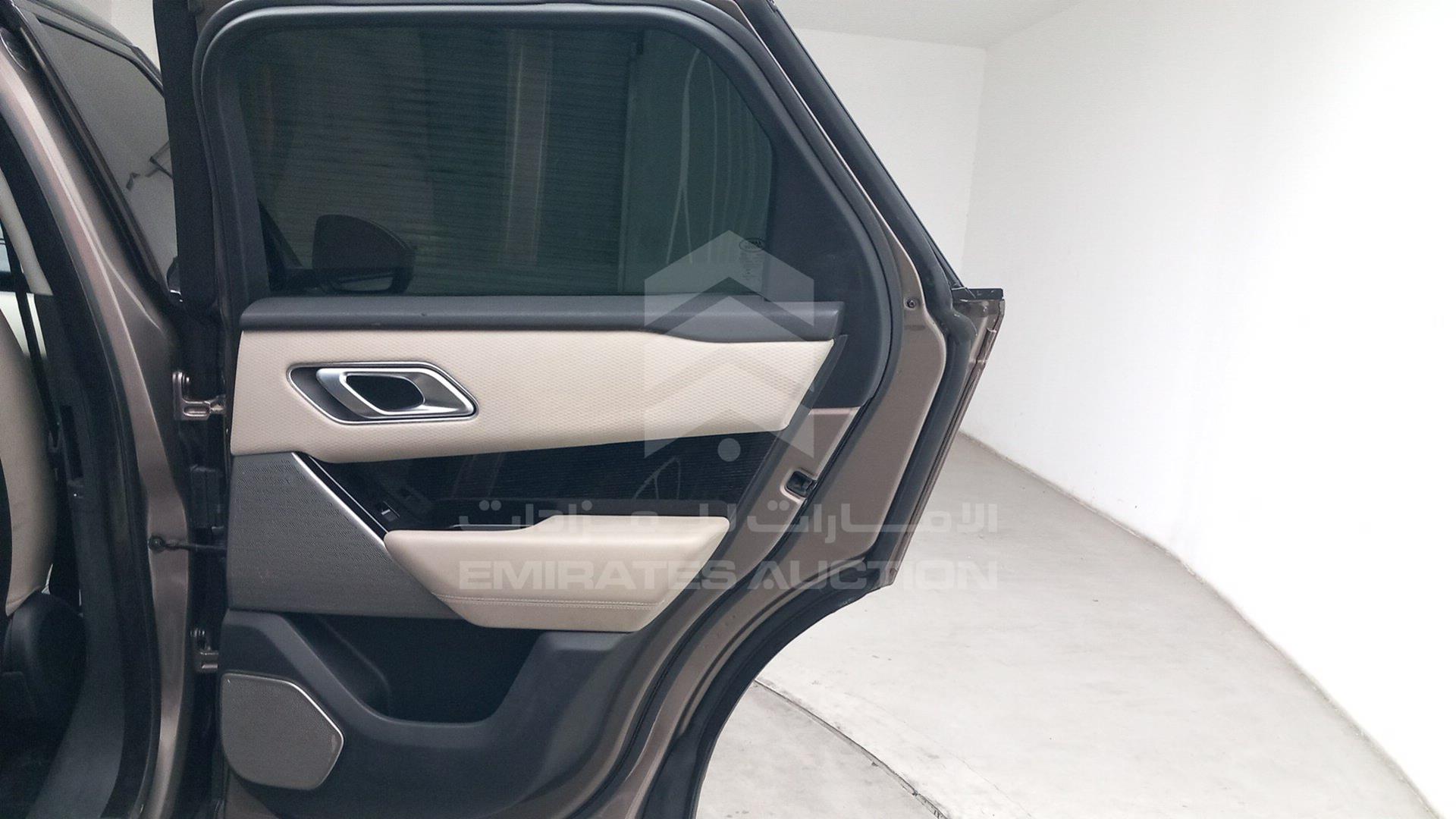 2019 RANGE ROVER VELAR VIN: SALYA2BX7KA223325