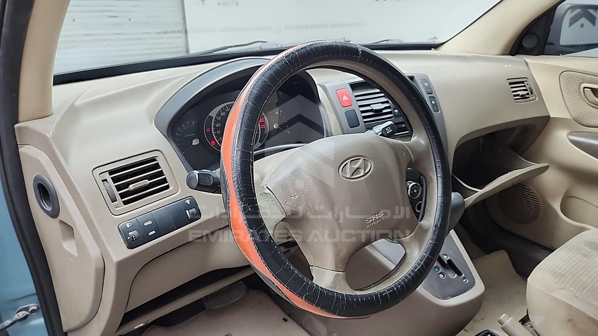 2009 HYUNDAI TUCSON VIN: KMHJM81BX9U992446