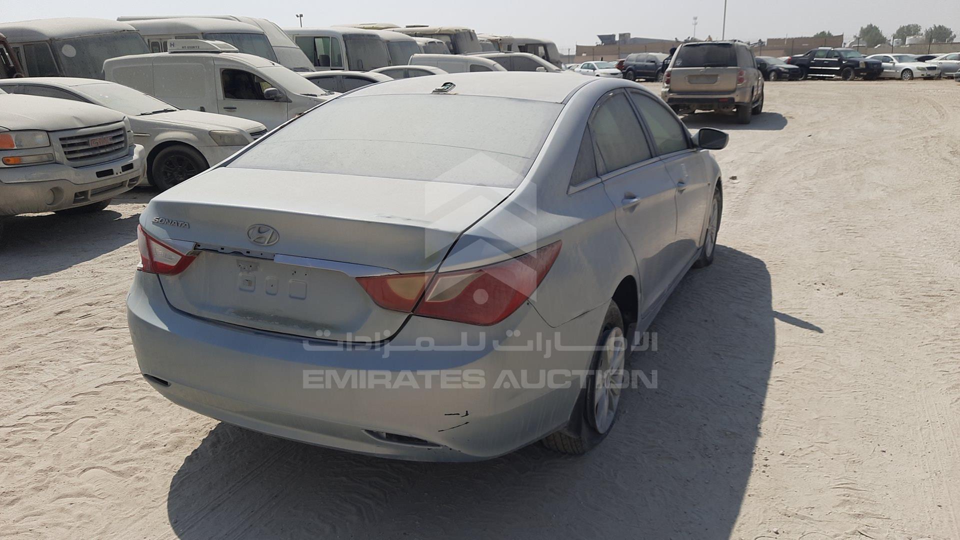 2011 HYUNDAI SONATA VIN: 5NPEB4AC4BH136010